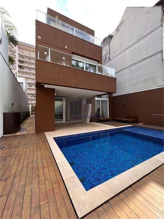 Casa à venda e aluguel com 3 quartos, 495m² - Foto 1