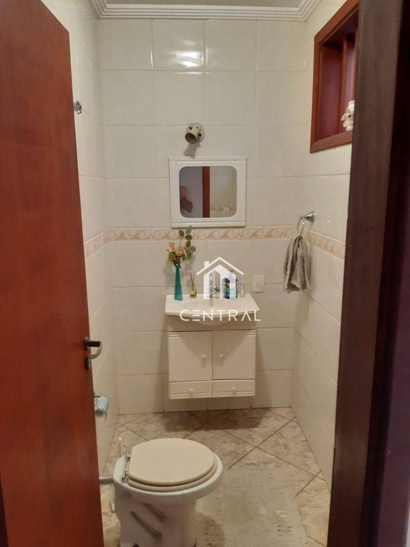 Sobrado à venda com 4 quartos, 250m² - Foto 11