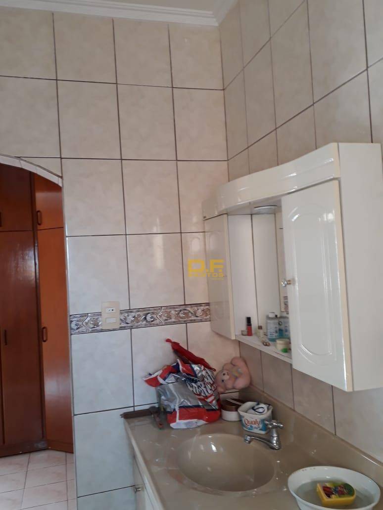 Sobrado à venda com 2 quartos, 168m² - Foto 8