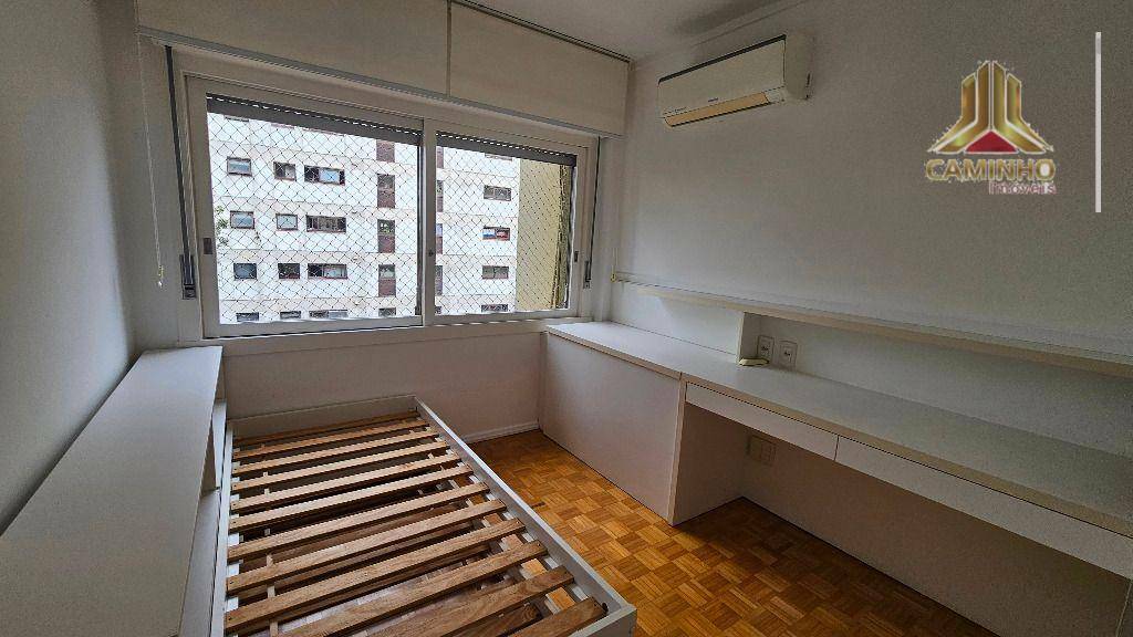 Apartamento à venda com 3 quartos, 149m² - Foto 22