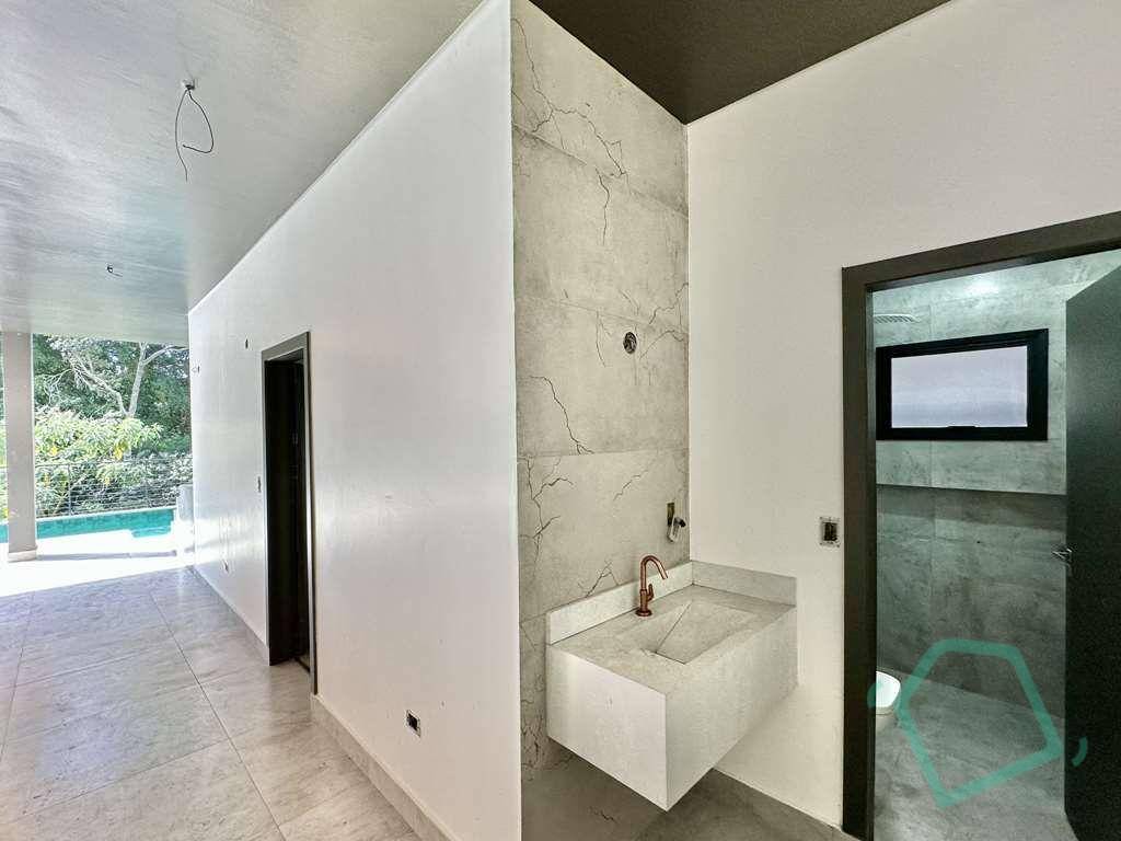 Casa de Condomínio à venda com 5 quartos, 411m² - Foto 58