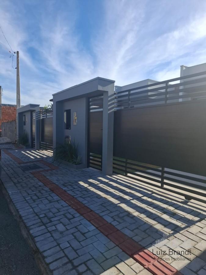 Casa à venda com 2 quartos, 81m² - Foto 2