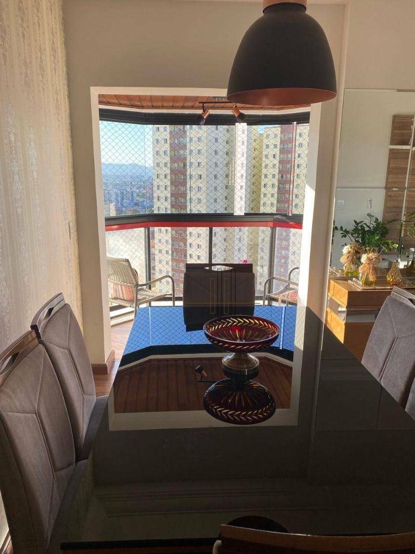 Apartamento à venda com 3 quartos, 108m² - Foto 4