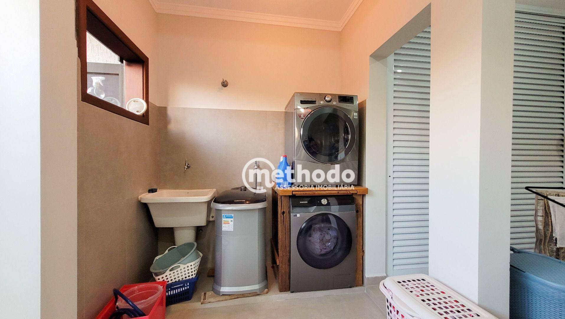 Casa de Condomínio à venda com 4 quartos, 309m² - Foto 35