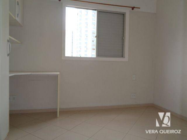 Apartamento para alugar com 1 quarto, 40m² - Foto 6