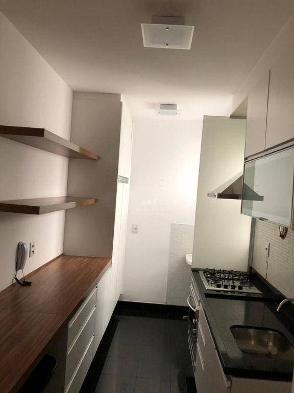 Apartamento à venda com 2 quartos, 63m² - Foto 3