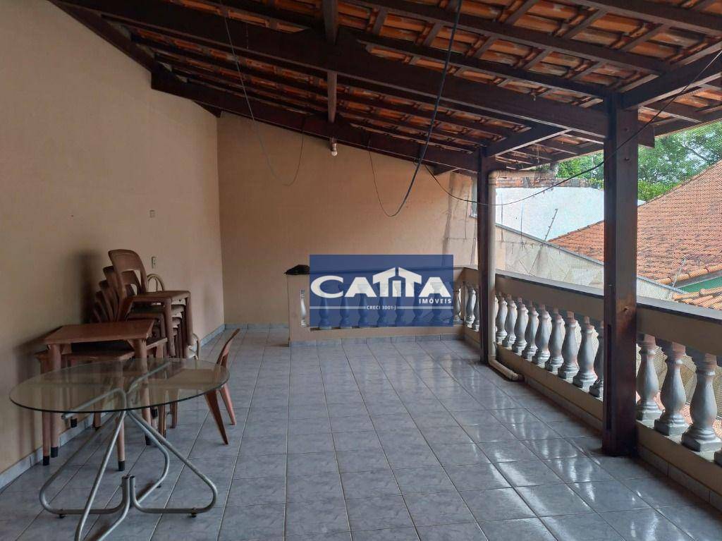 Casa à venda e aluguel com 3 quartos, 200m² - Foto 17