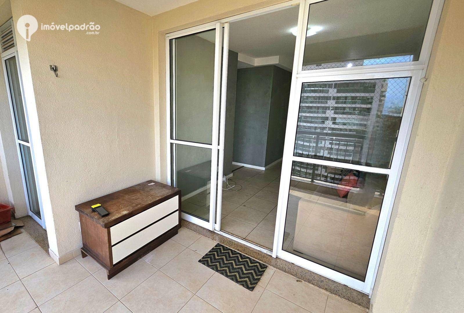 Apartamento para alugar com 2 quartos, 70m² - Foto 16