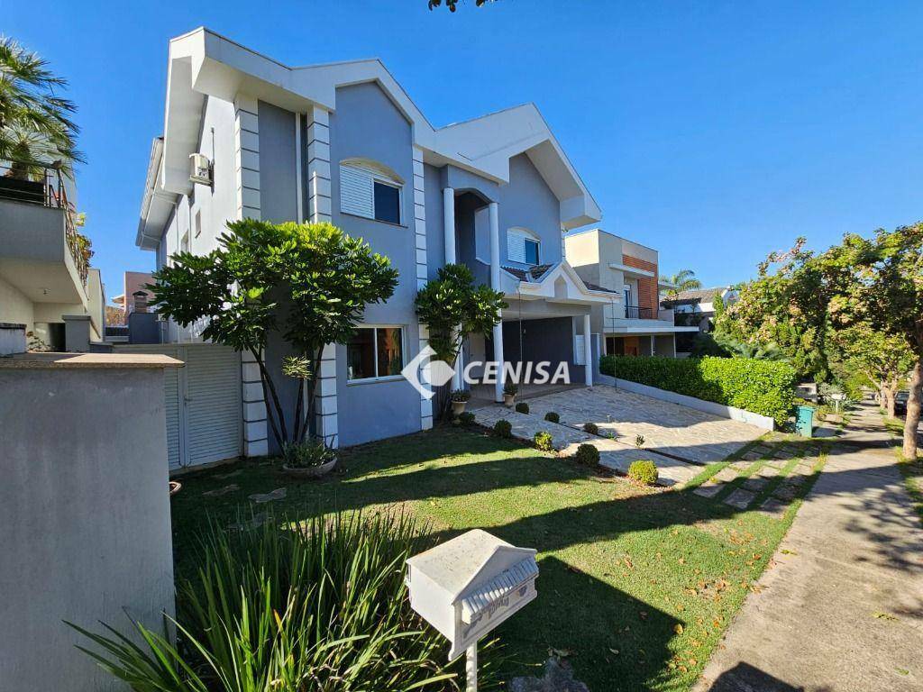 Casa de Condomínio para alugar com 6 quartos, 405m² - Foto 2