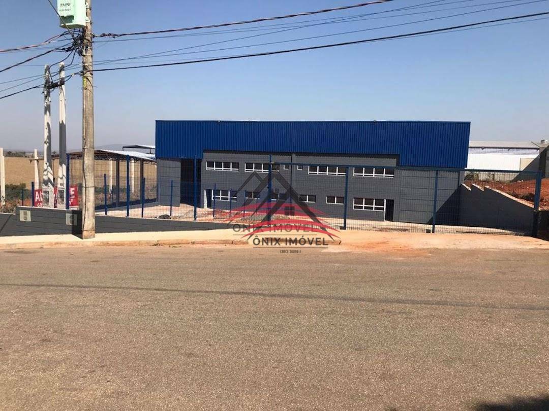 Depósito-Galpão-Armazém para alugar, 640m² - Foto 1