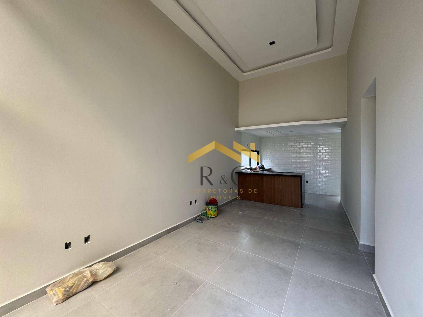 Casa à venda com 3 quartos, 80m² - Foto 4