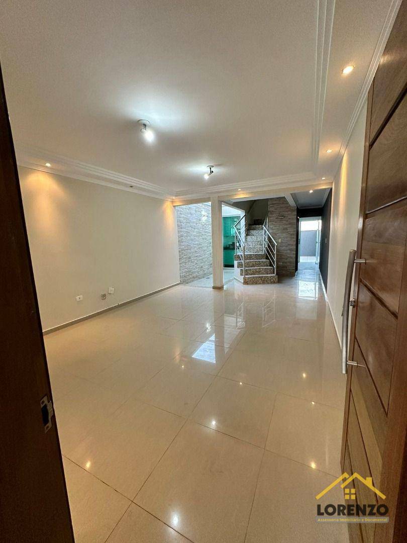 Sobrado à venda com 3 quartos, 187m² - Foto 1