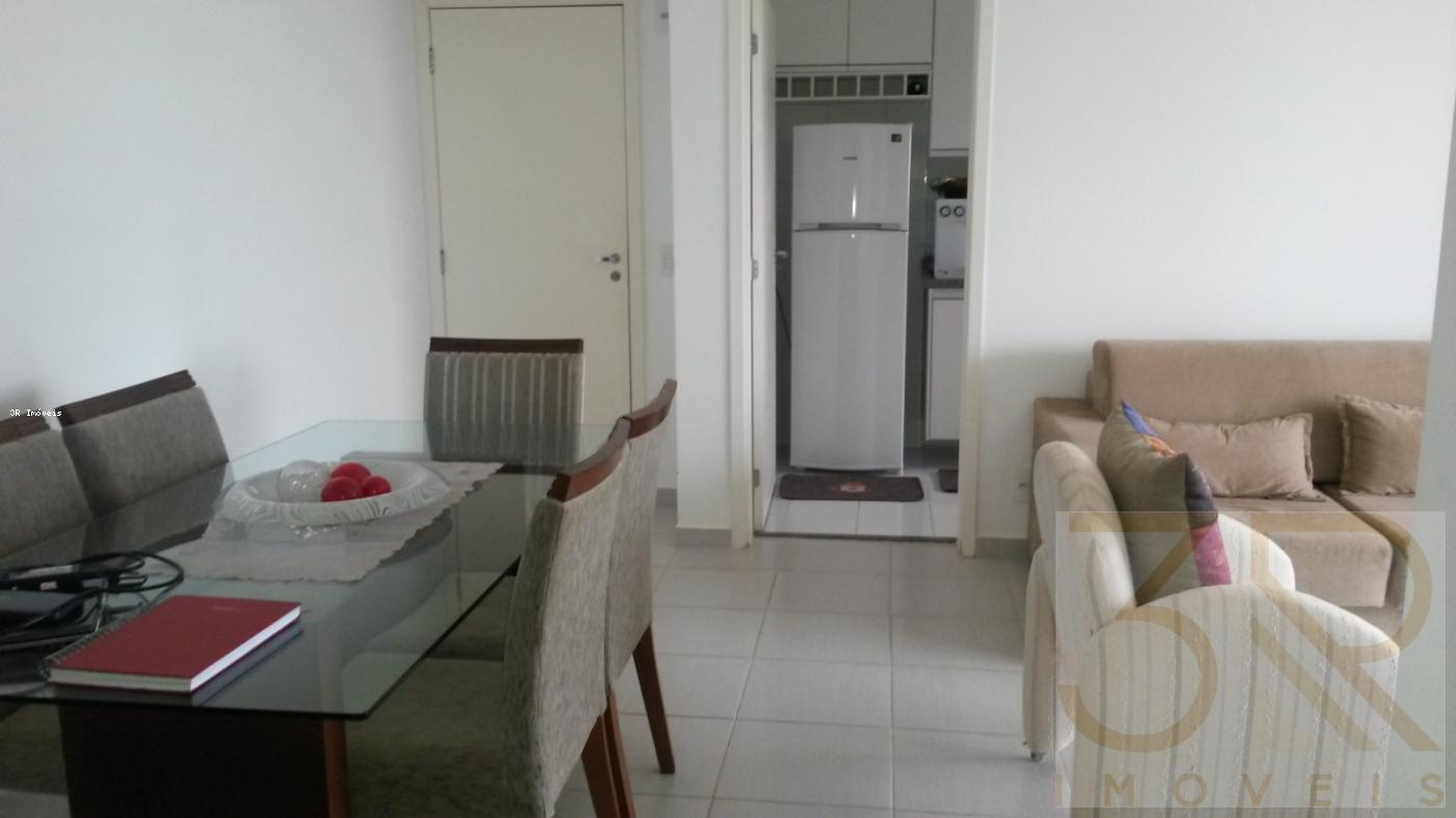 Apartamento à venda com 2 quartos, 70m² - Foto 9