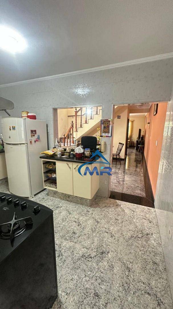 Sobrado à venda com 3 quartos, 150m² - Foto 5