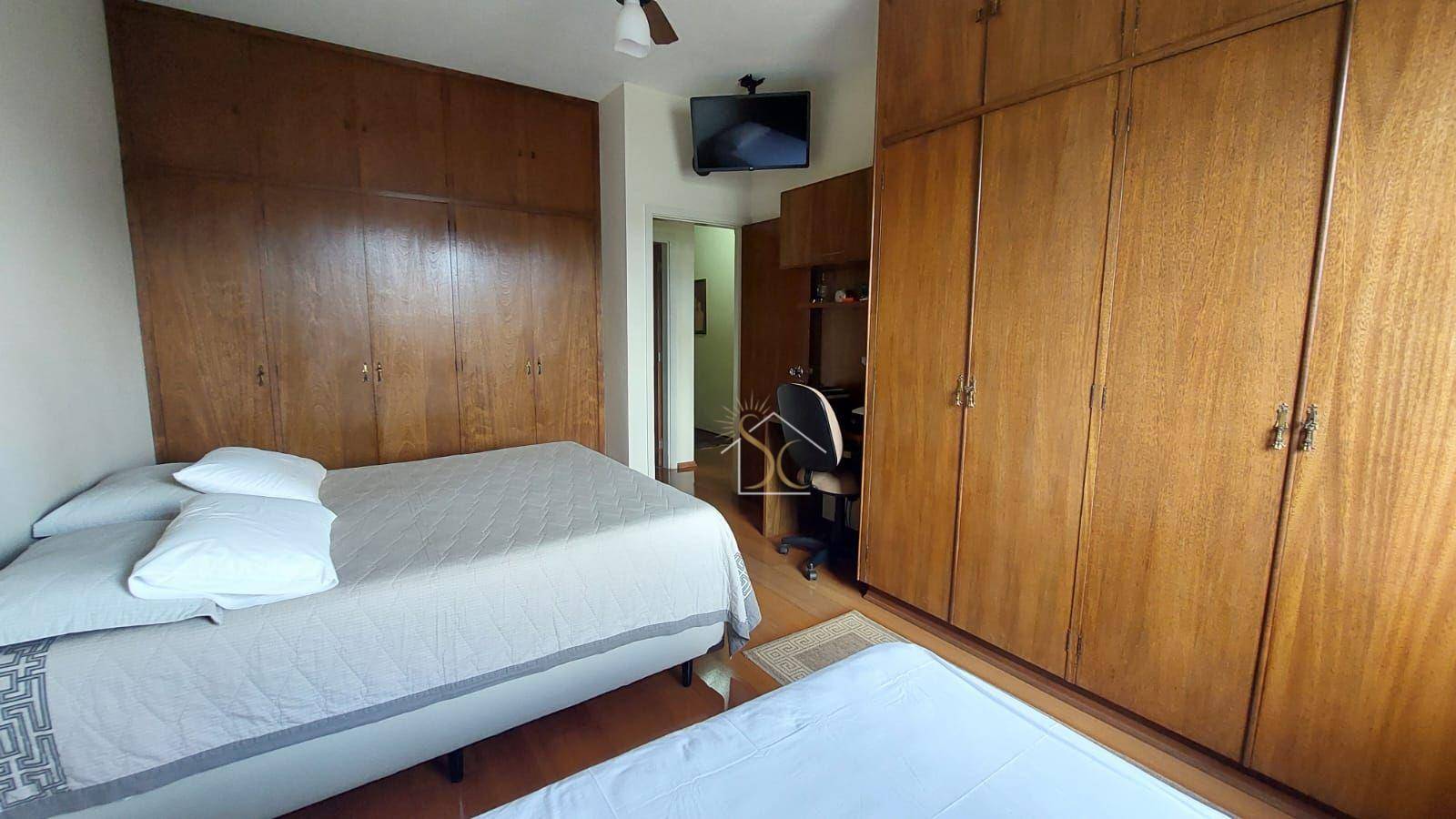 Casa à venda com 6 quartos, 494m² - Foto 7