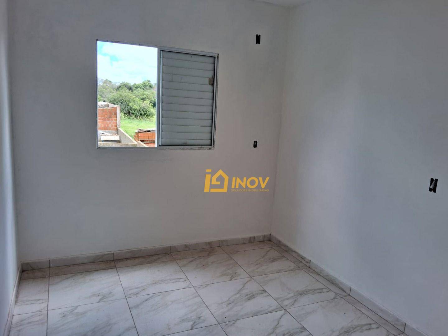 Casa à venda com 2 quartos, 45m² - Foto 6