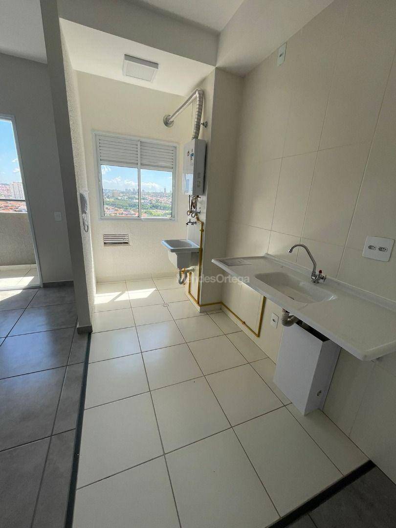 Apartamento para alugar com 2 quartos, 43m² - Foto 3