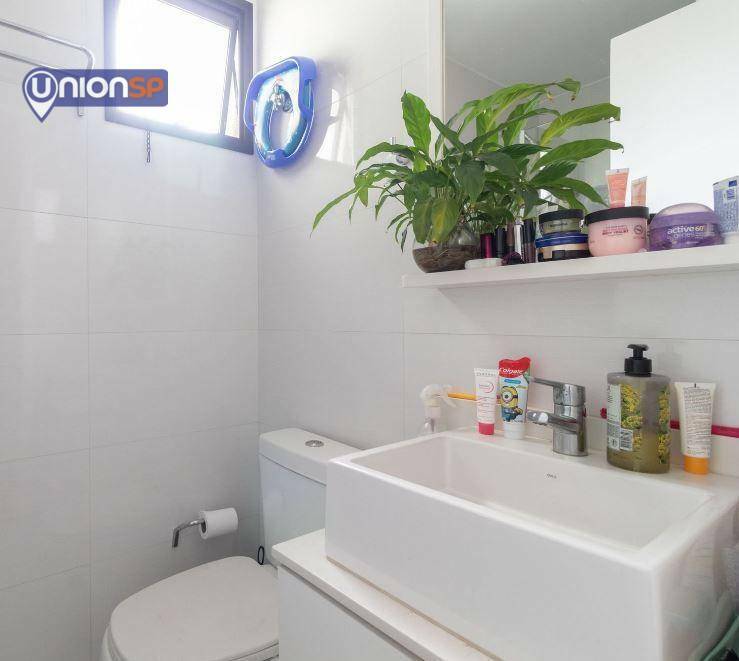 Apartamento à venda com 3 quartos, 140m² - Foto 11