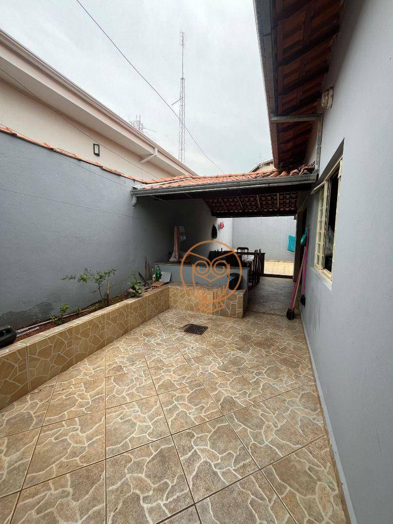 Casa à venda com 4 quartos, 159m² - Foto 16