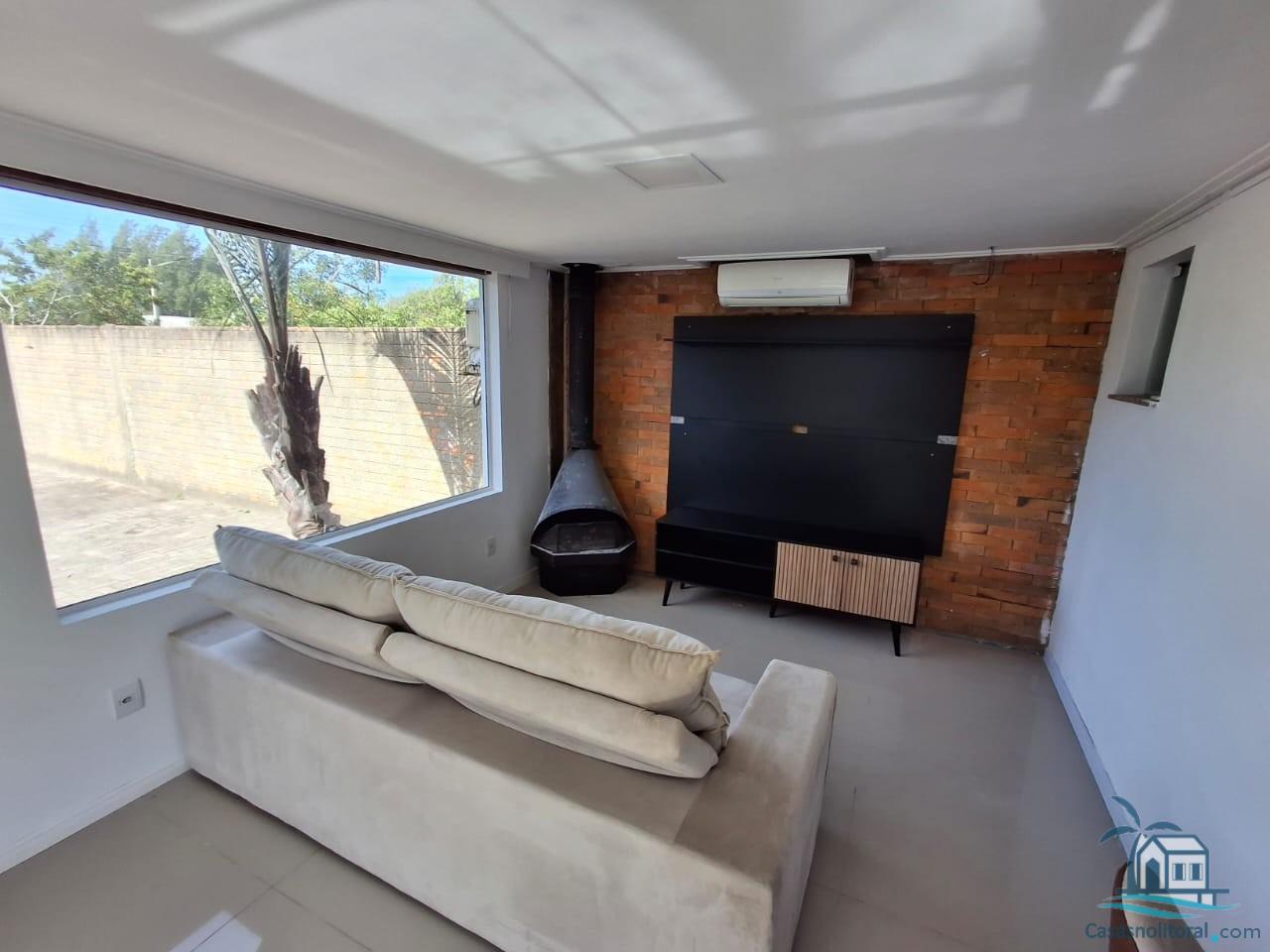 Casa à venda com 2 quartos, 300m² - Foto 4