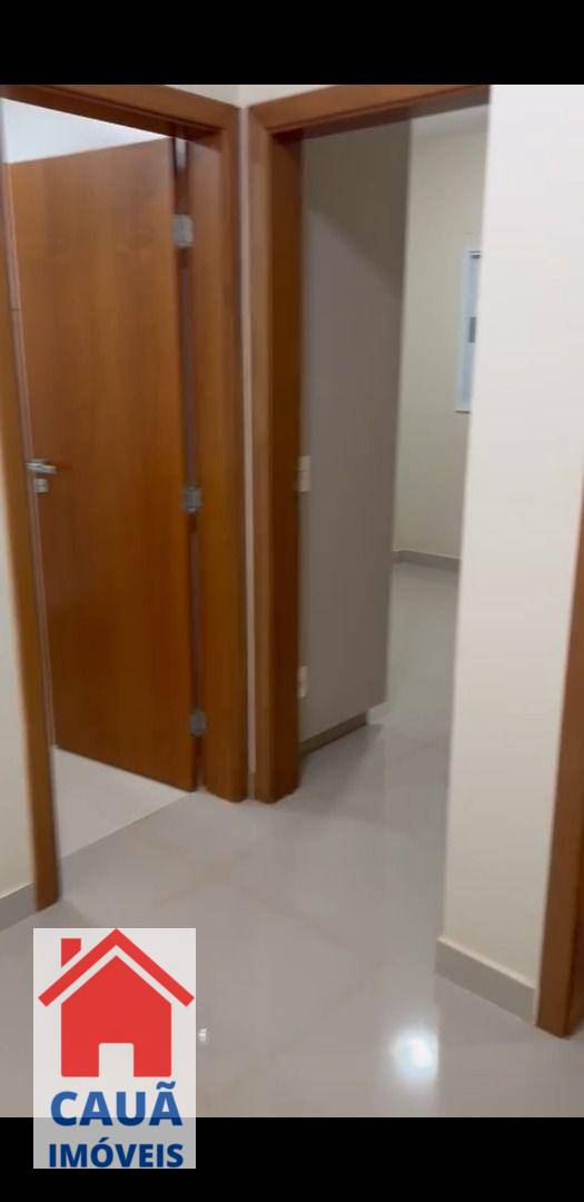 Apartamento à venda com 3 quartos, 155m² - Foto 3