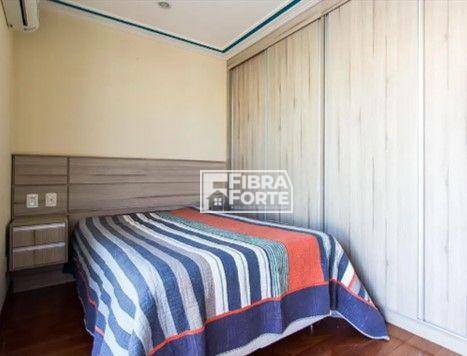 Casa de Condomínio para alugar com 4 quartos, 450m² - Foto 24