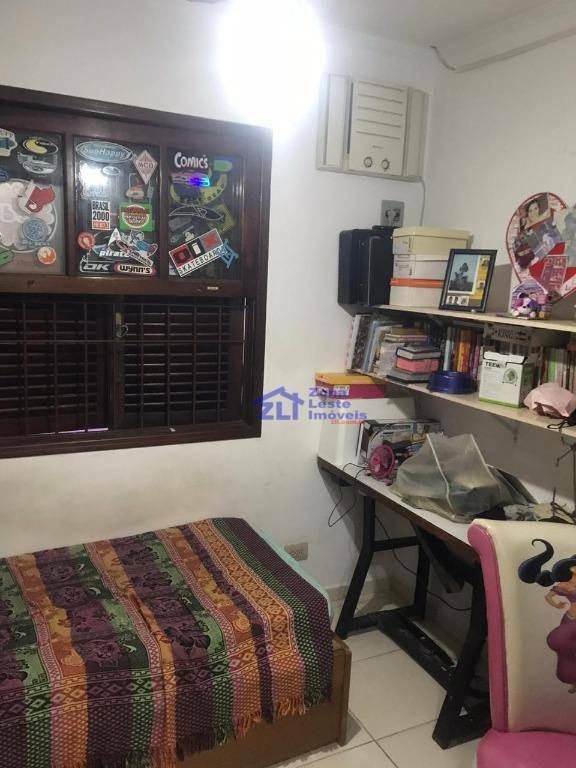 Sobrado à venda com 4 quartos, 273m² - Foto 14