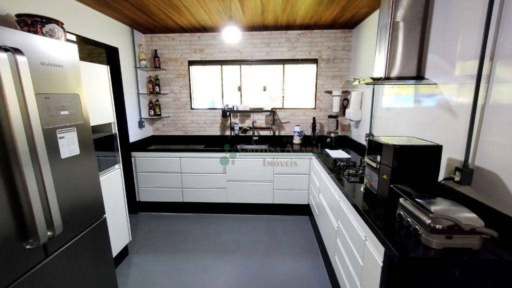 Casa de Condomínio à venda com 2 quartos, 210m² - Foto 15