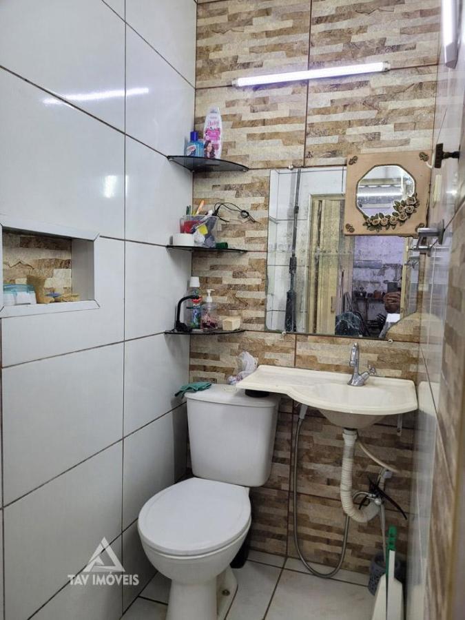 Casa à venda com 2 quartos, 200m² - Foto 20