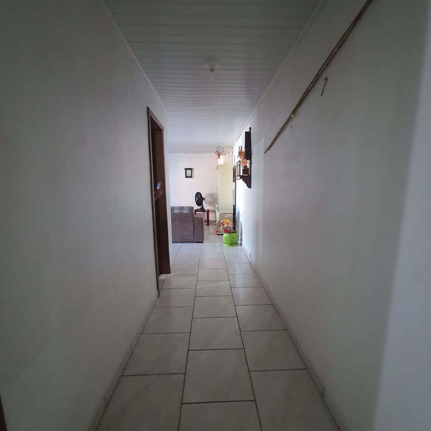 Casa à venda com 2 quartos, 300m² - Foto 6