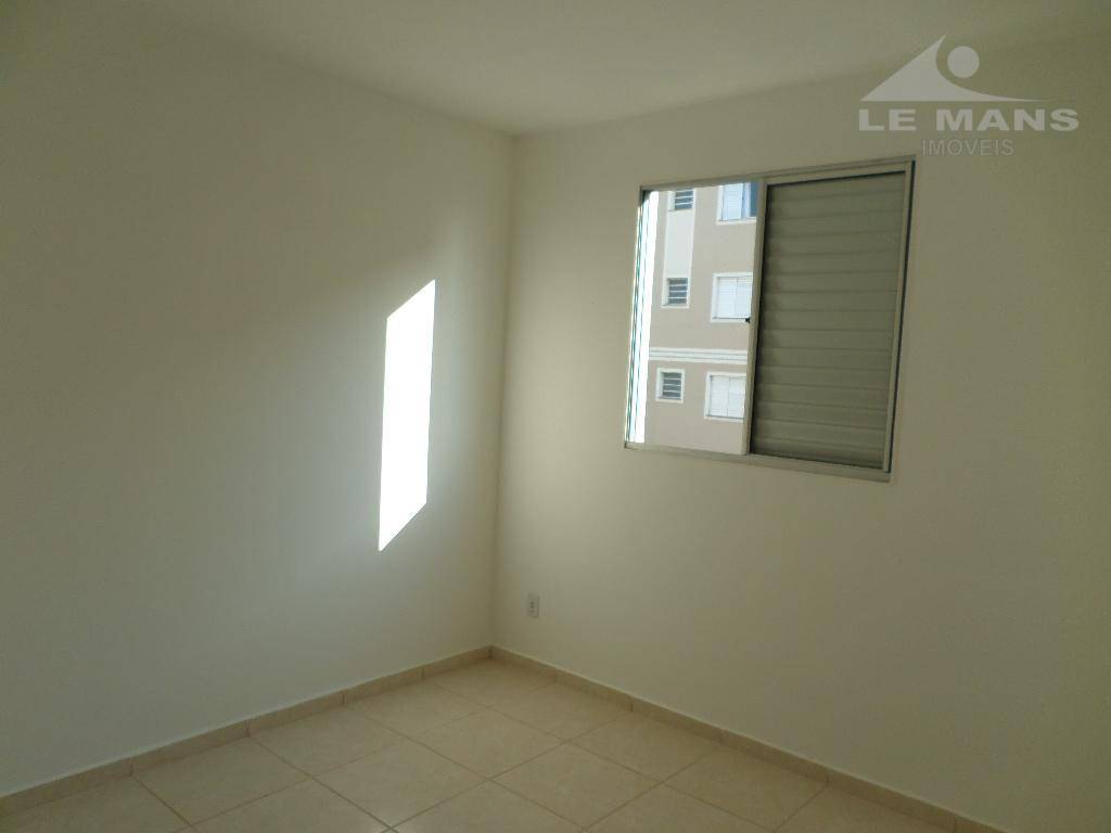 Apartamento para alugar com 2 quartos, 49m² - Foto 8