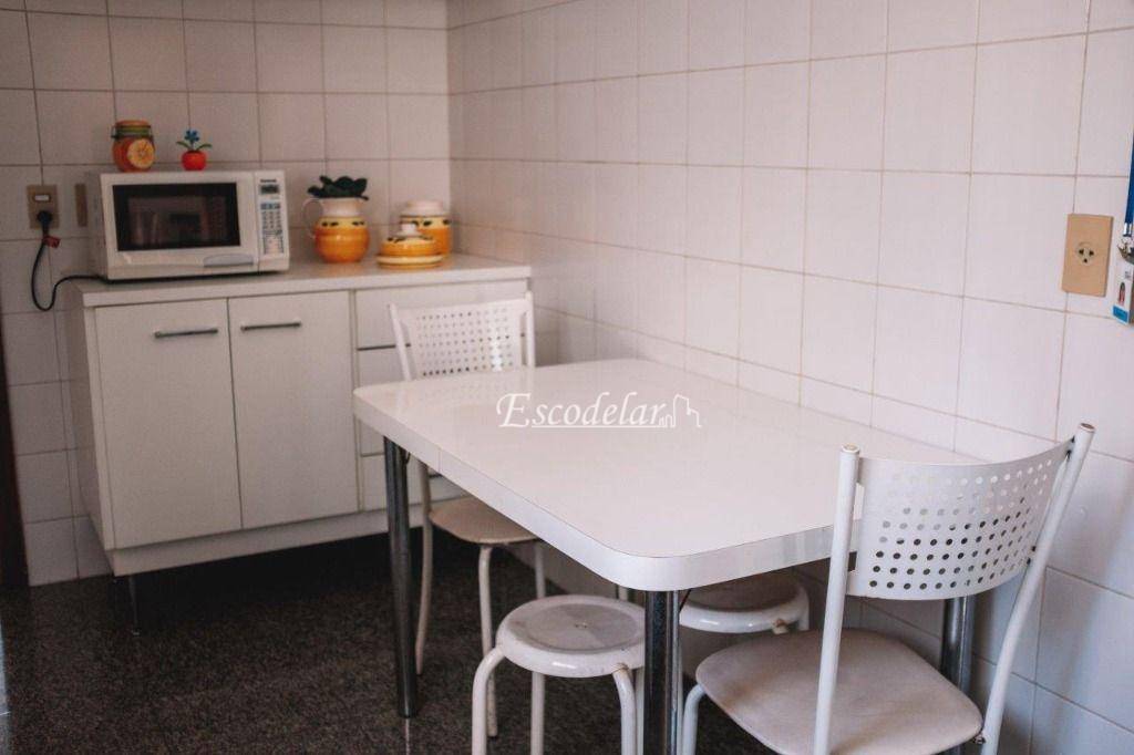 Apartamento à venda com 4 quartos, 135m² - Foto 17