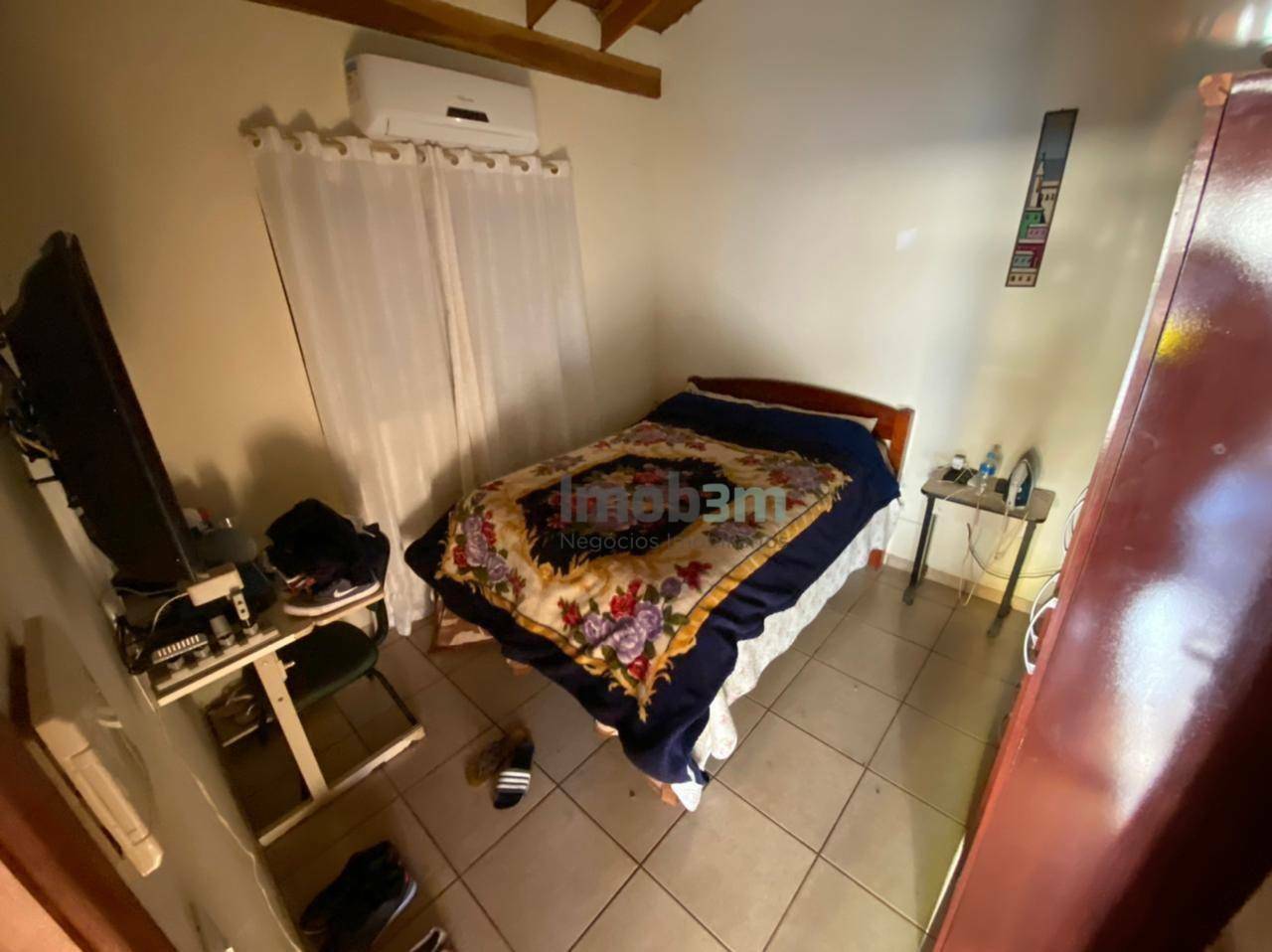 Chácara à venda com 4 quartos, 187m² - Foto 15