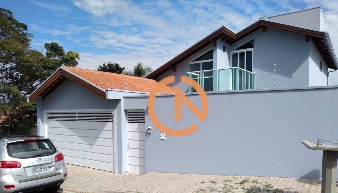 Casa à venda com 2 quartos, 221m² - Foto 1