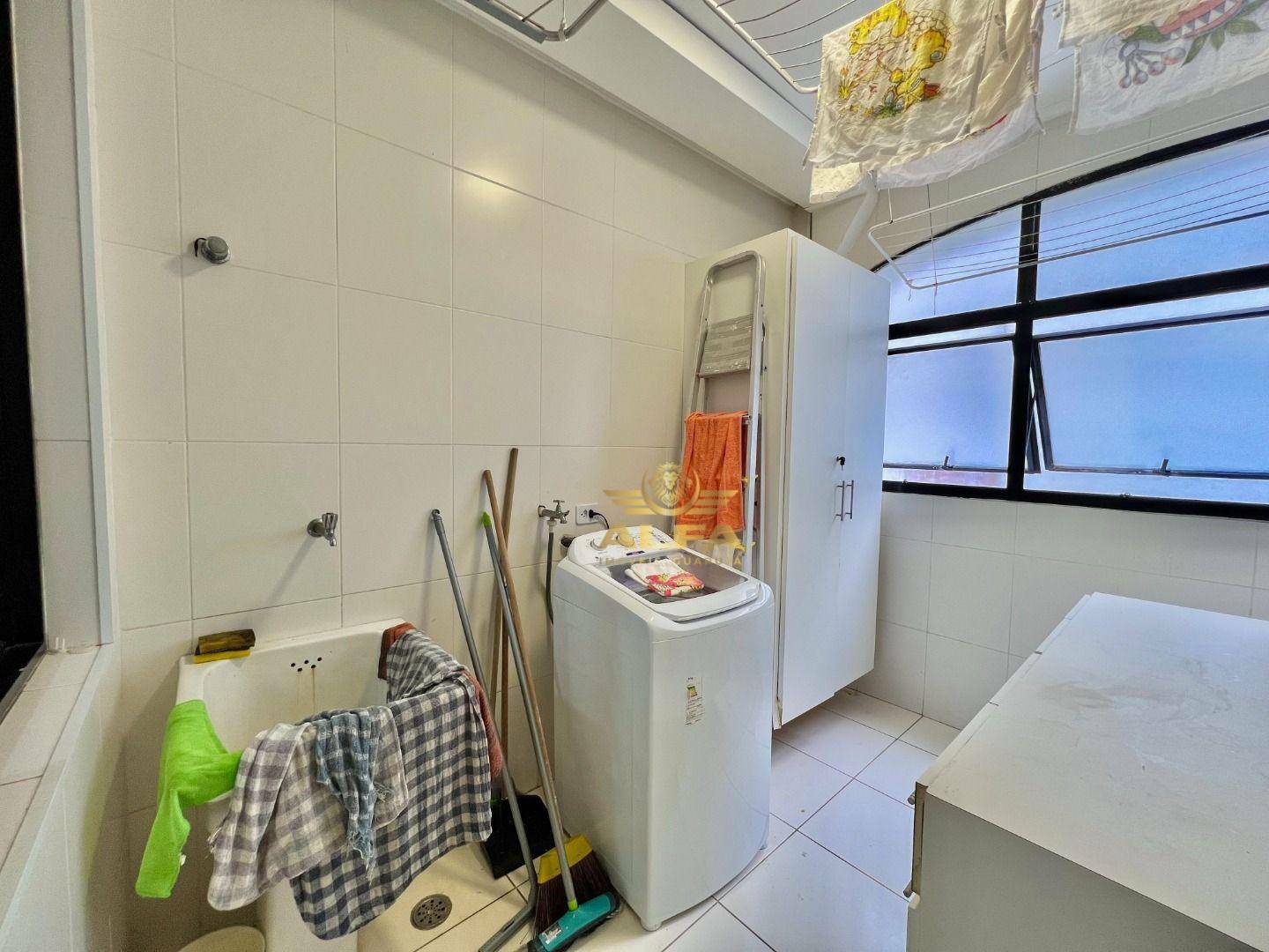 Apartamento à venda com 3 quartos, 201m² - Foto 41