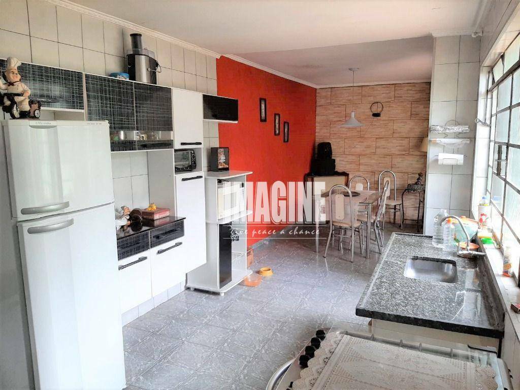 Casa à venda com 2 quartos, 250m² - Foto 17