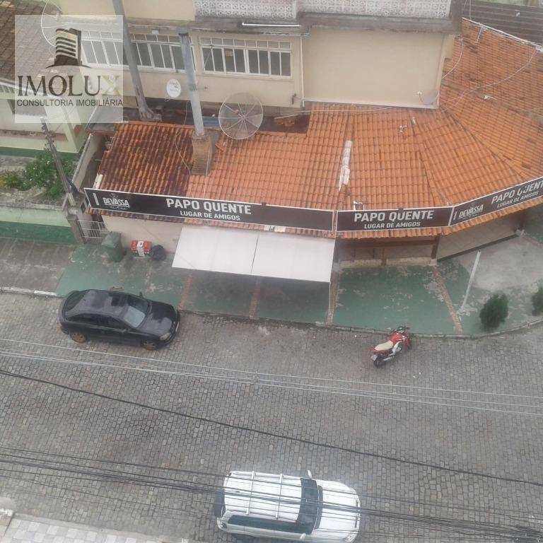 Apartamento para alugar com 3 quartos, 120m² - Foto 16