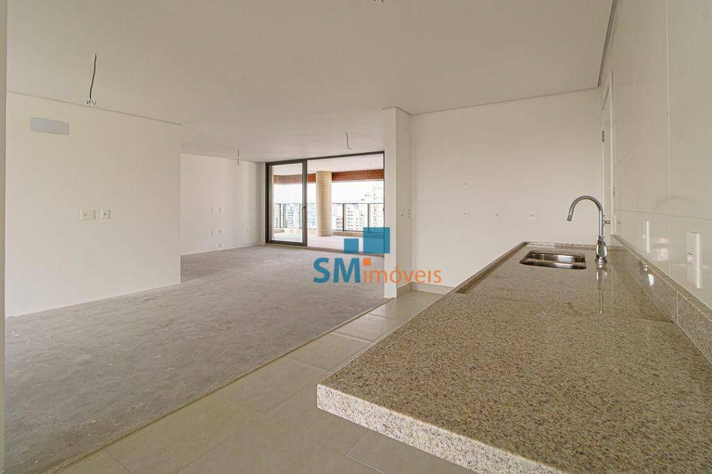 Apartamento à venda com 4 quartos, 232m² - Foto 24