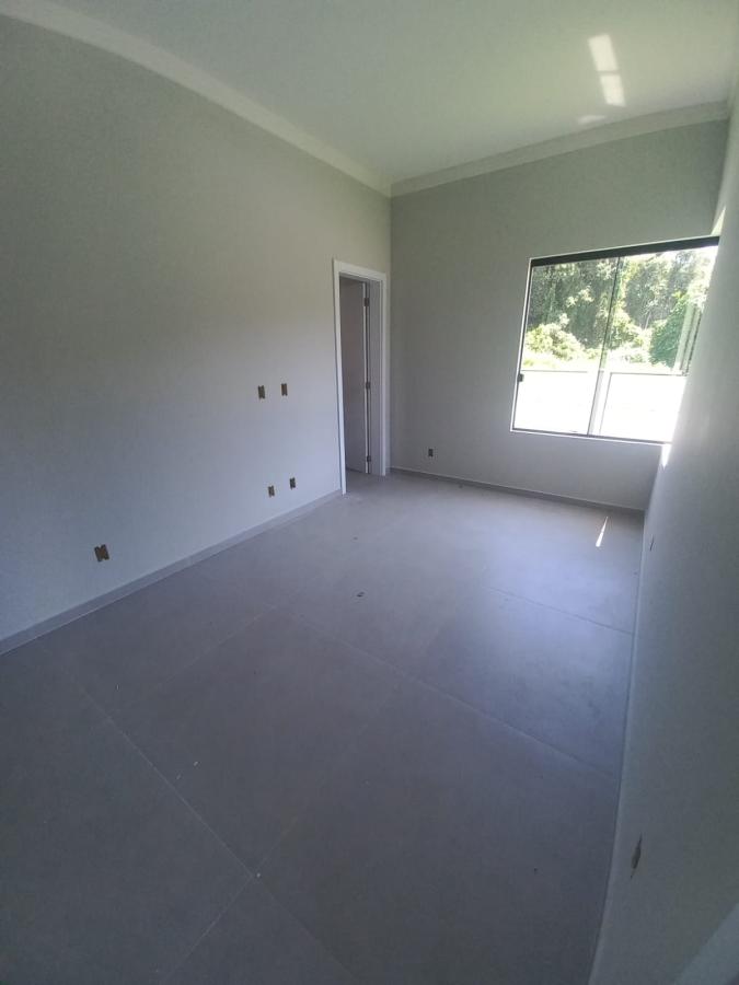 Casa à venda com 3 quartos, 194m² - Foto 9