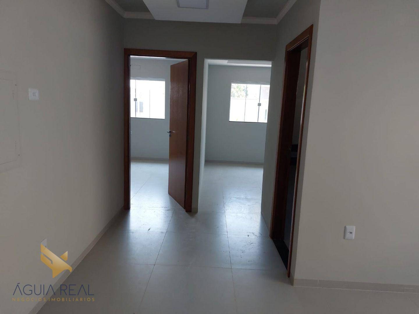 Casa à venda com 3 quartos, 230m² - Foto 9