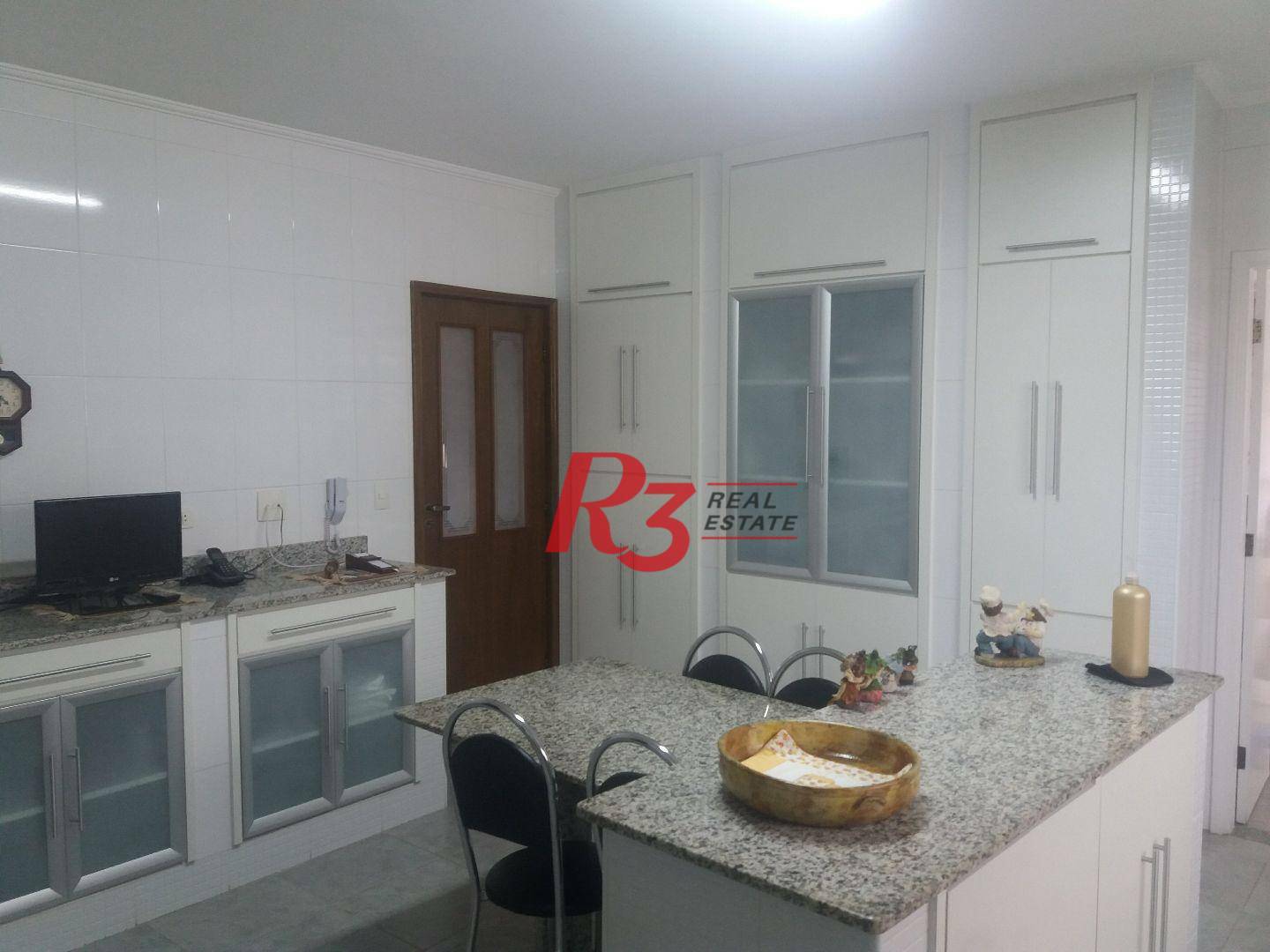 Apartamento à venda com 3 quartos, 136m² - Foto 5