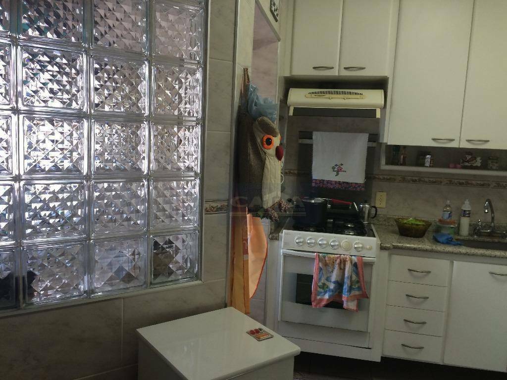 Apartamento à venda com 3 quartos, 114m² - Foto 3