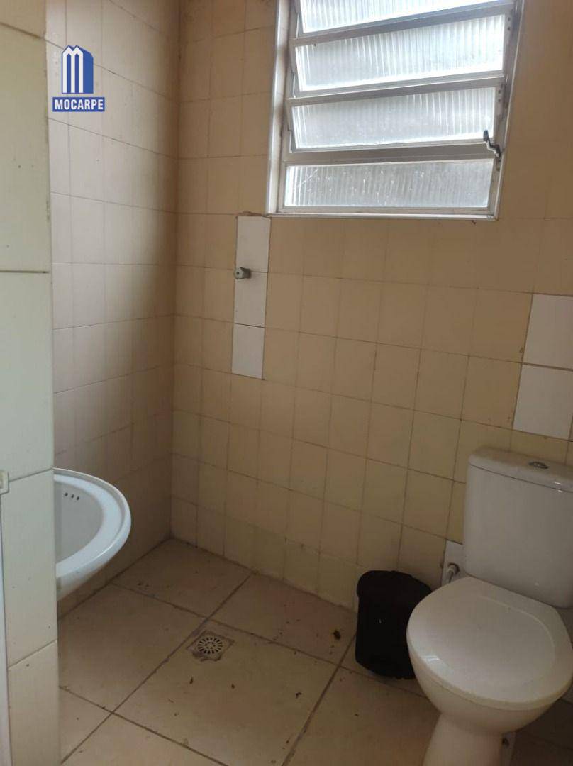 Casa para alugar com 3 quartos, 350M2 - Foto 17