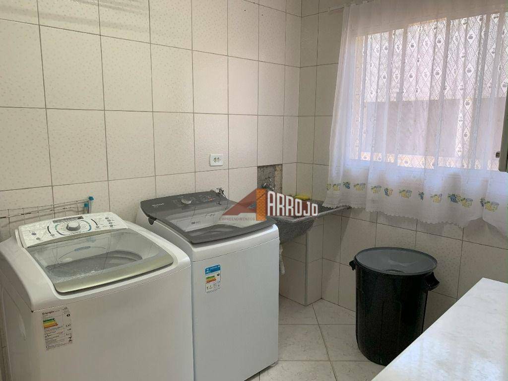 Casa à venda com 3 quartos, 200m² - Foto 22