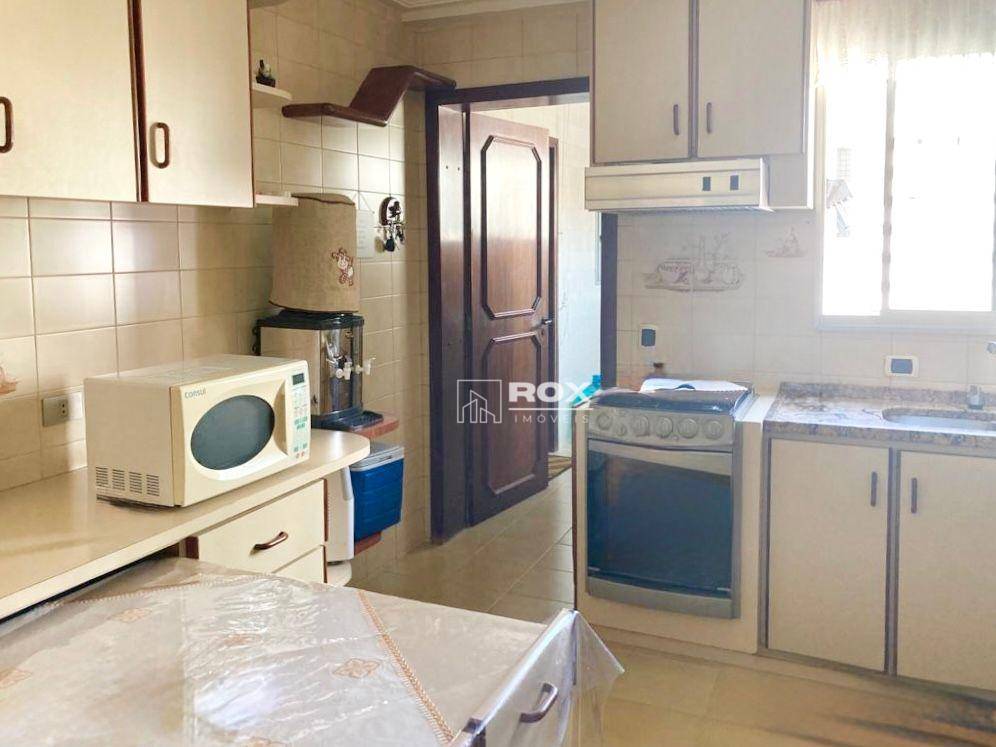 Apartamento à venda com 3 quartos, 179m² - Foto 11