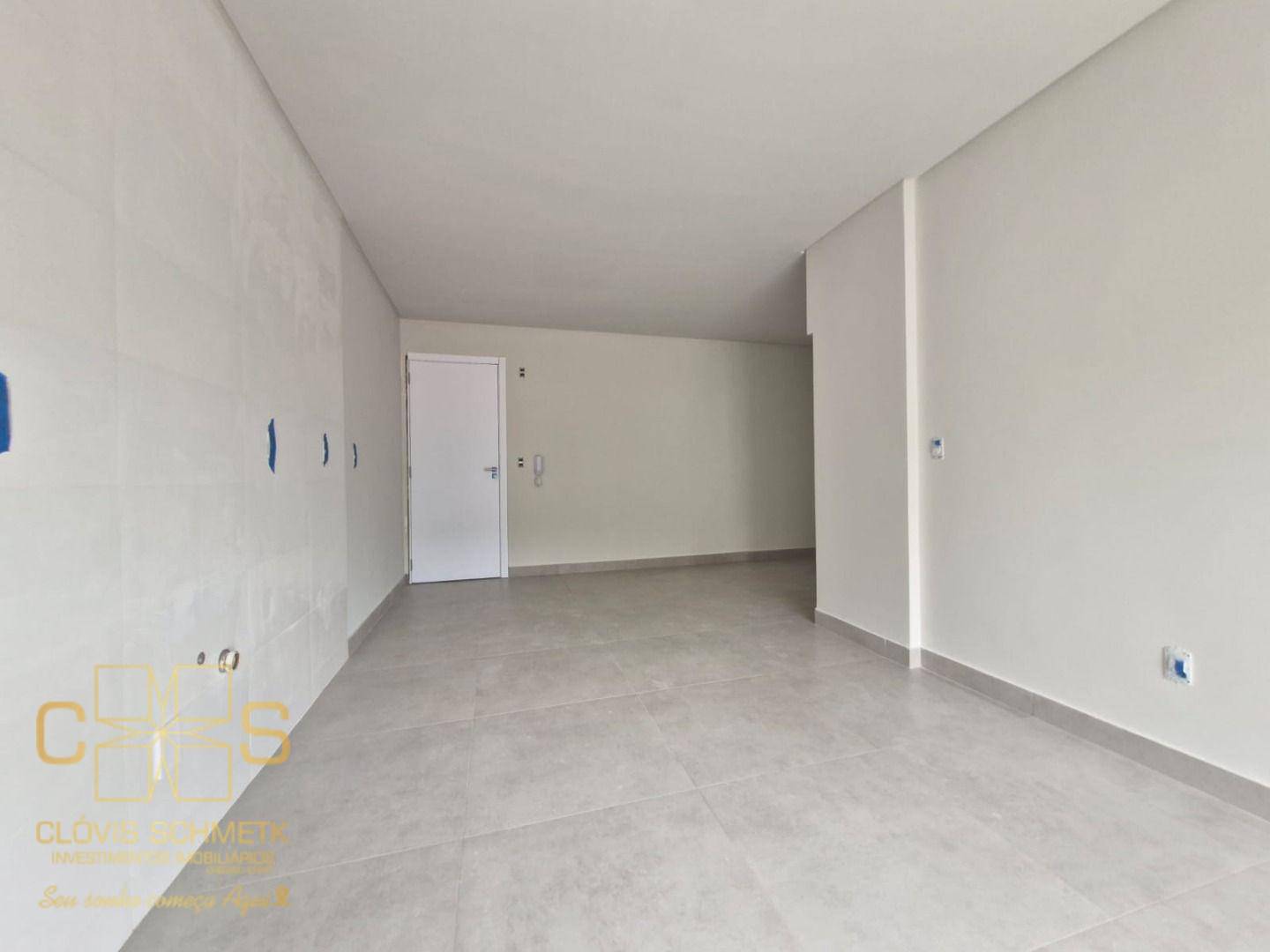 Apartamento à venda com 2 quartos, 69m² - Foto 5