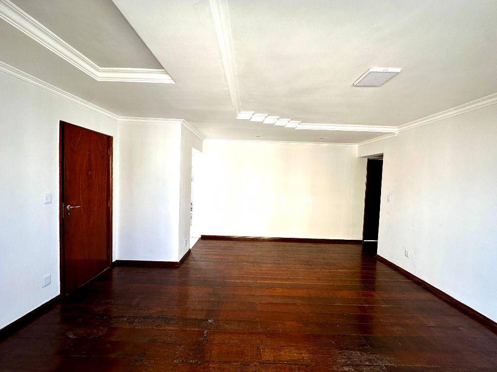 Apartamento à venda com 2 quartos, 85m² - Foto 2