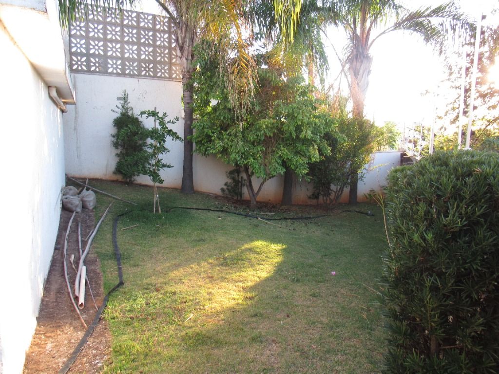 Casa de Condomínio à venda com 3 quartos, 400m² - Foto 11