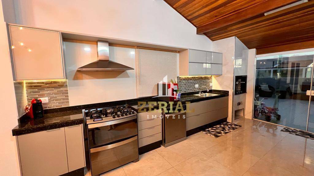 Cobertura à venda com 3 quartos, 180m² - Foto 4