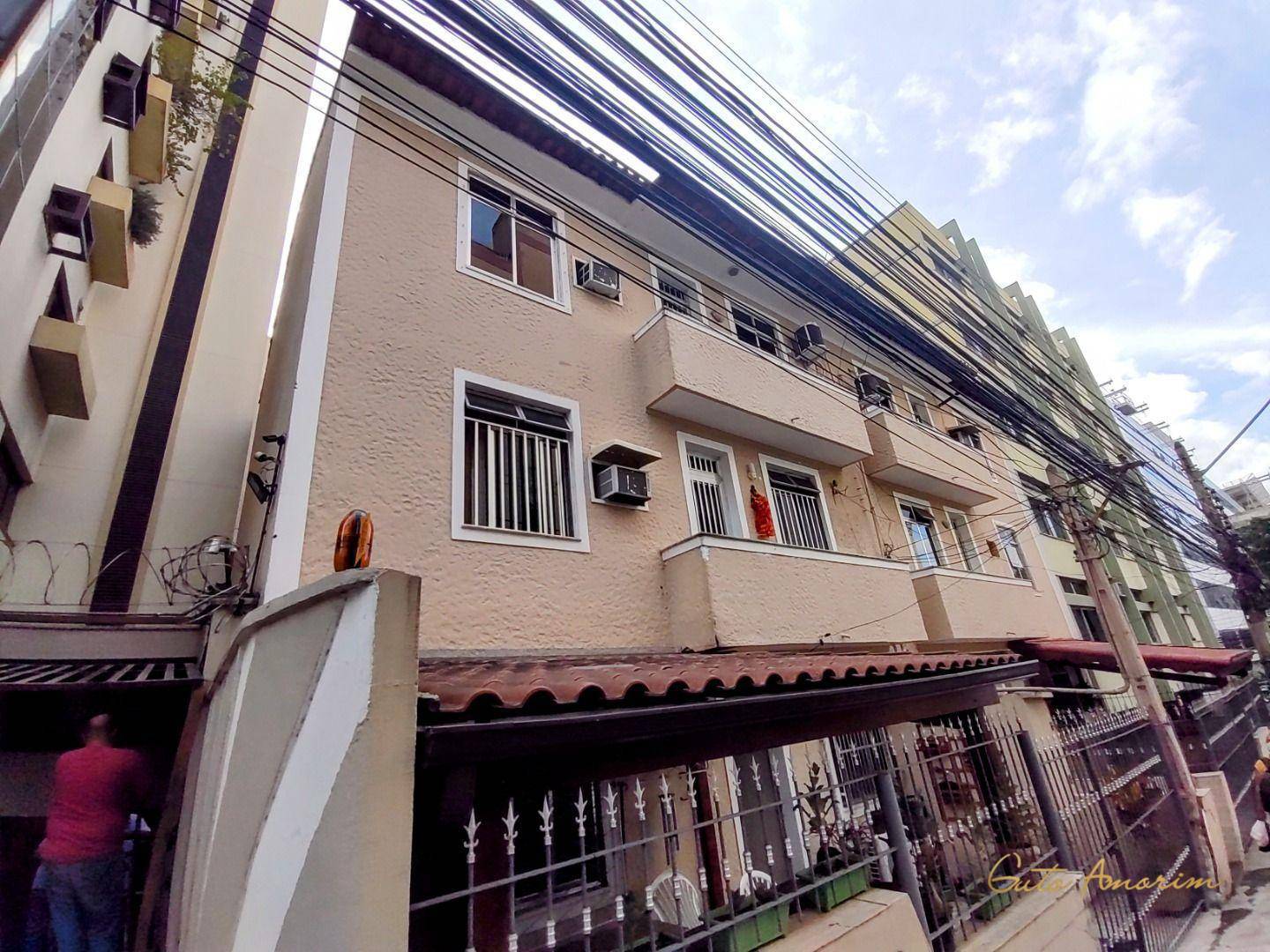 Apartamento para alugar com 2 quartos, 68m² - Foto 2